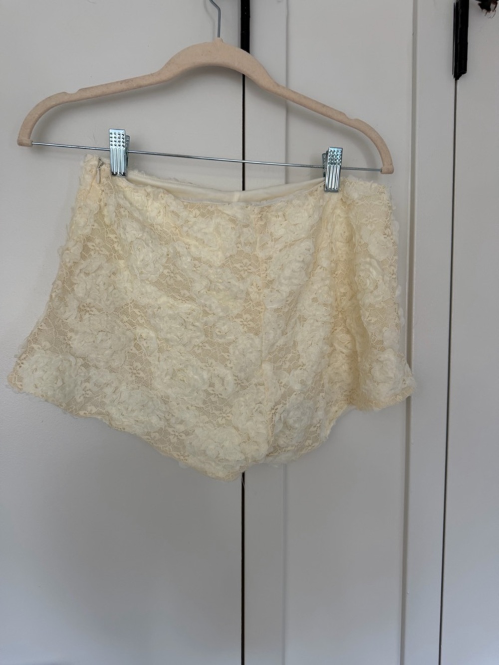 12th Tribe Cream Lace High-Waist Sleep Shorts